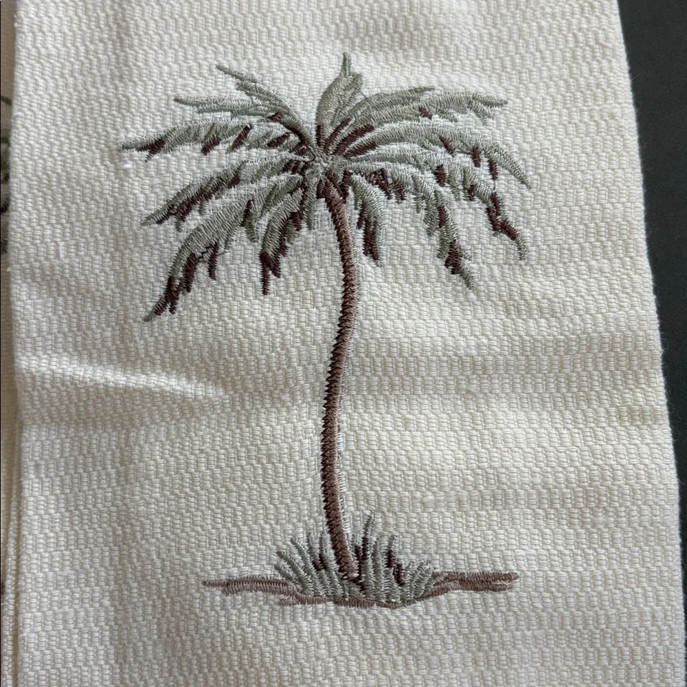 Audrey Cream Textured Palm Tree Hand Towels